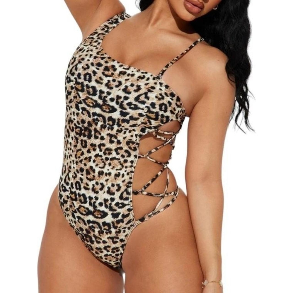 🔥NWT🔥Fashion Nova Women's Black and Brown Swimsuit-one-piece